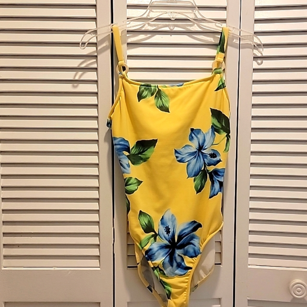 LEILANI BATHING SUIT  Waterfront Paisley Scoop Back Tank One Piece Used